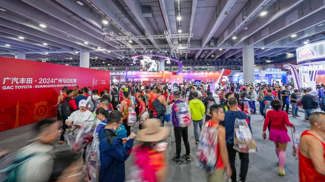 记者：萨拉赫确定不会随队出战国米，预计周六对阵布莱顿复出